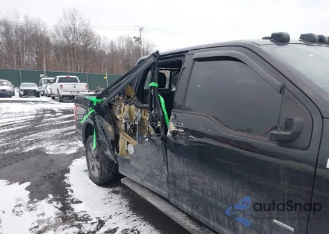 2017 Ford F-150 Xlt z USA, uszkodzony, nr VIN 1FTFW1EG5HKE43619